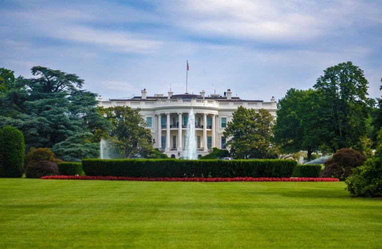 The #1 behavior-change strategy used by Obama's Behavioral Science Team