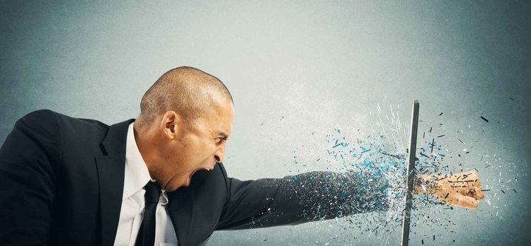 4 Cognitive Traps Even the Smartest People Fall Into